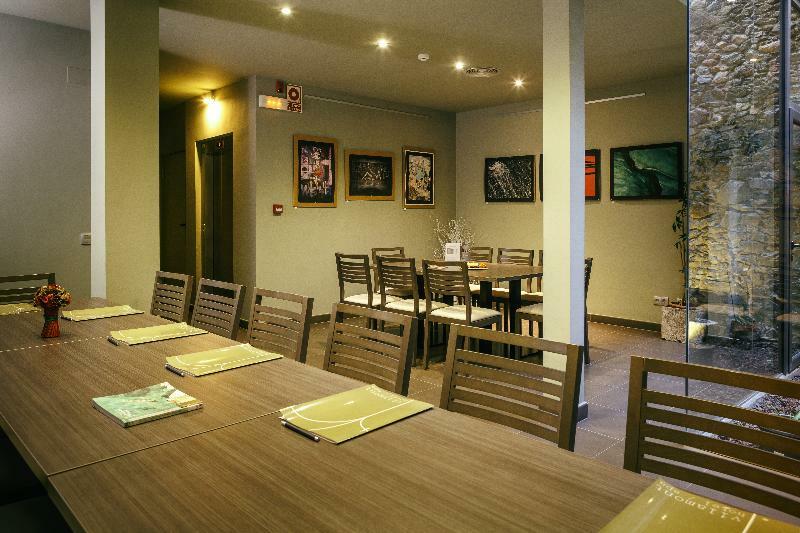 Vilamont 3* Garriguella
