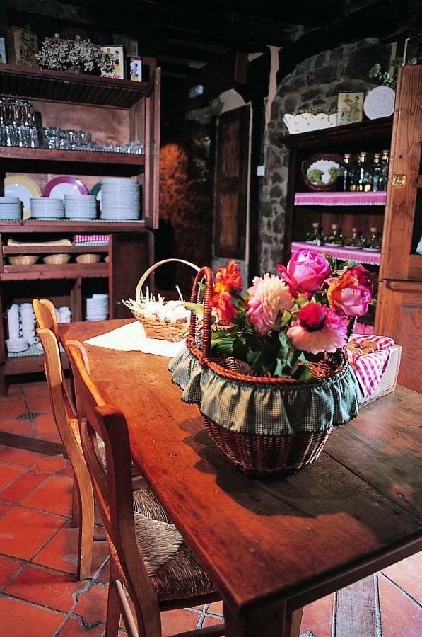 La Trebede Inn