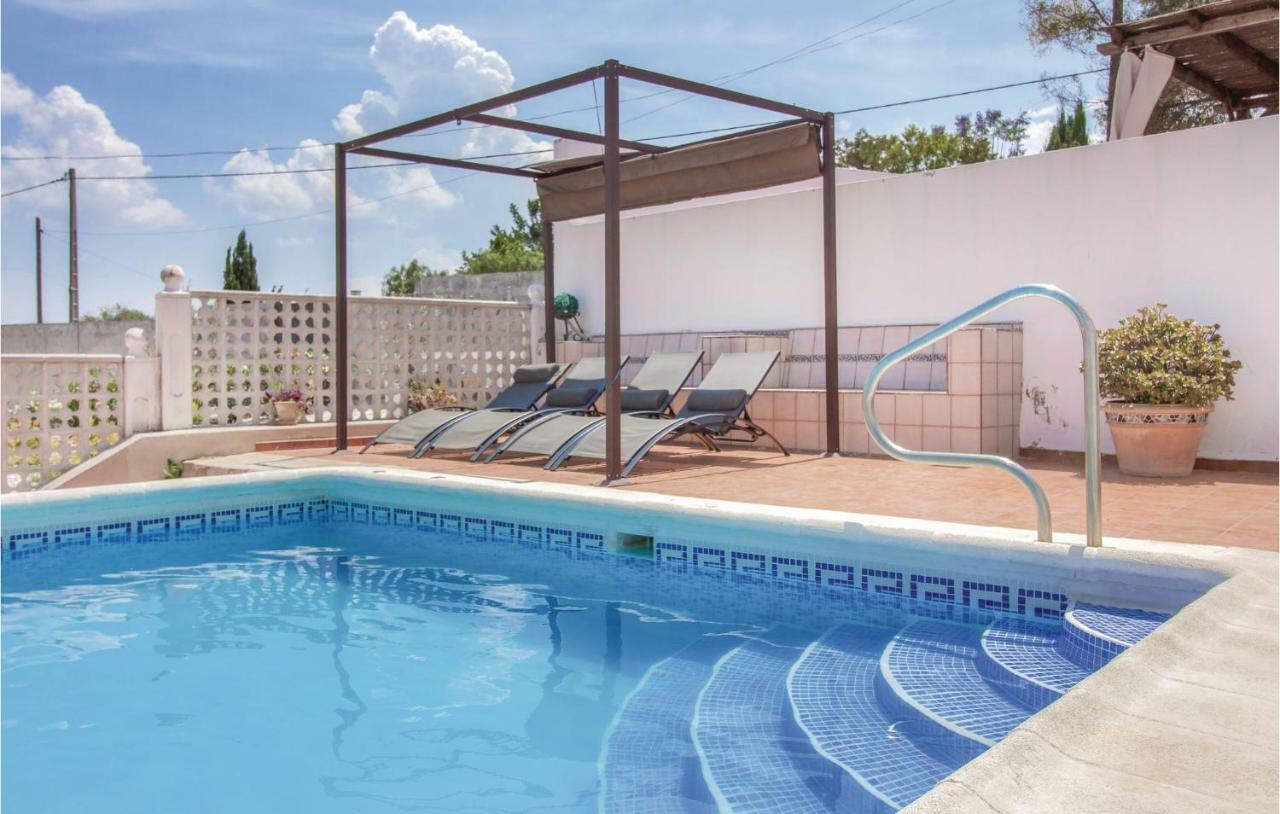 Holiday home Awesome In Alberique With Kitchen Alberic
