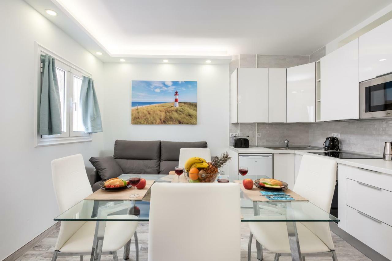 C104b Brand New Elegant Pool! Apartment *