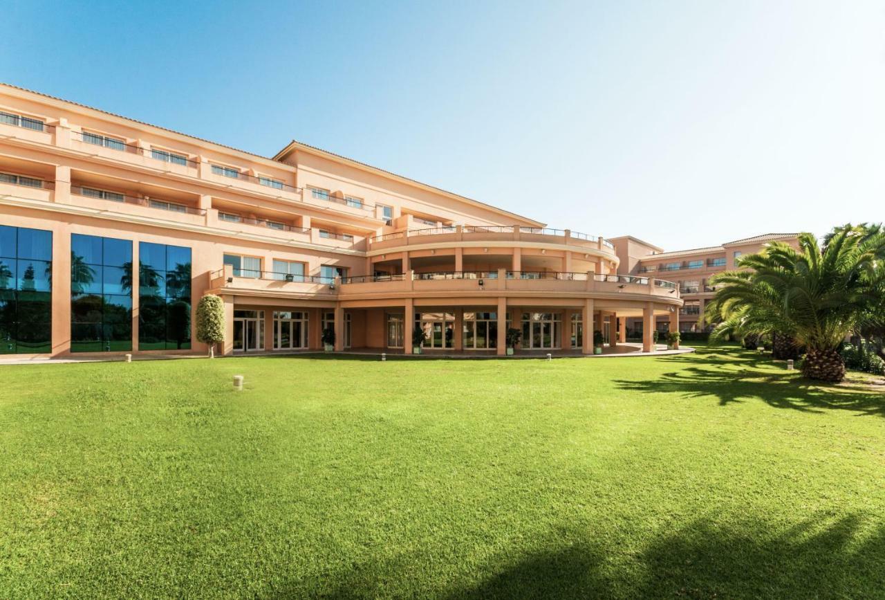Golf Hotel 4*