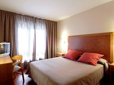 Exe Wtc 3* Zaragoza