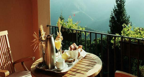 Husa Sant Bernat 3* Montseny