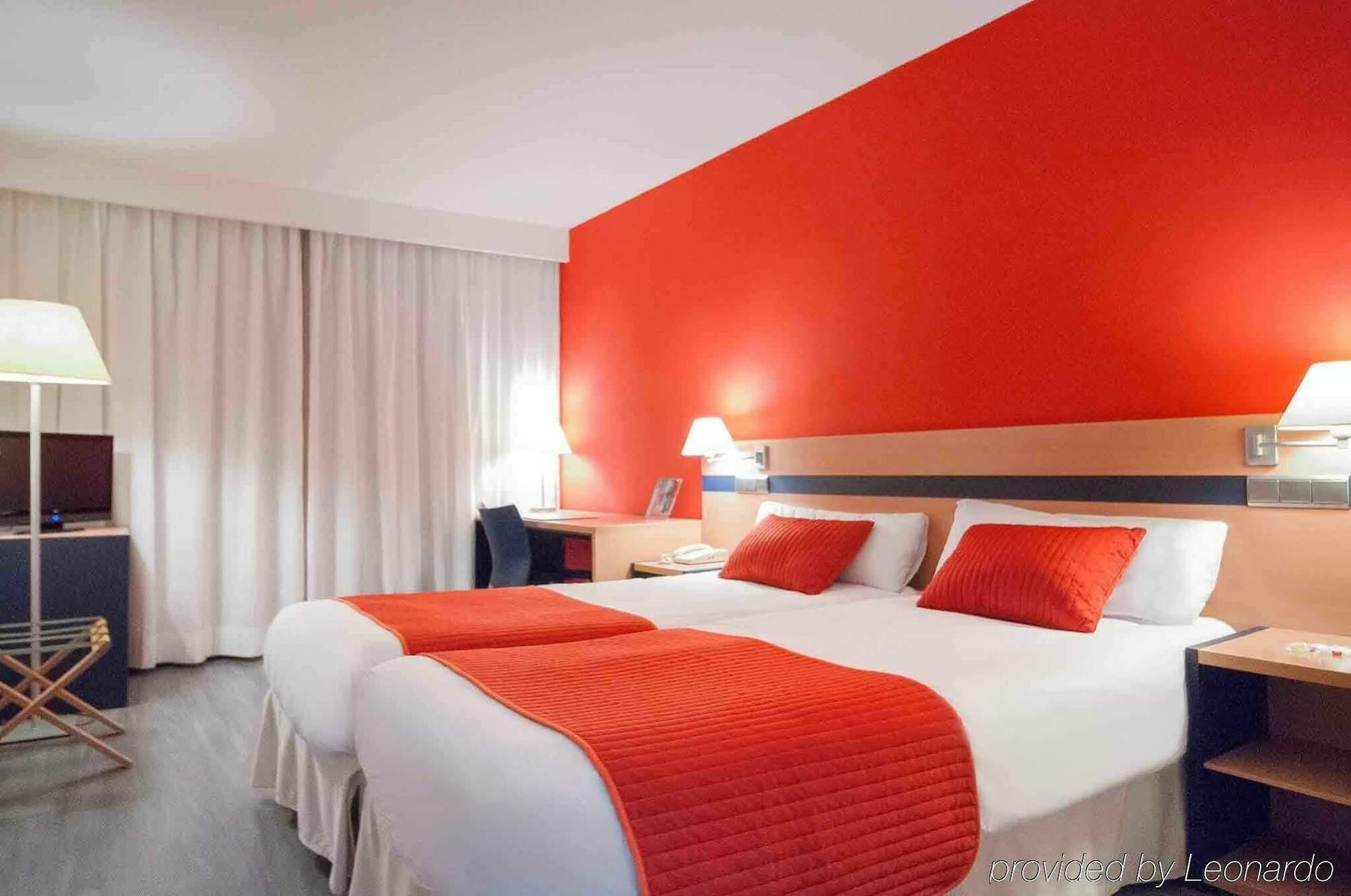 Hotel Ibis Styles Ramiro I Zaragoza