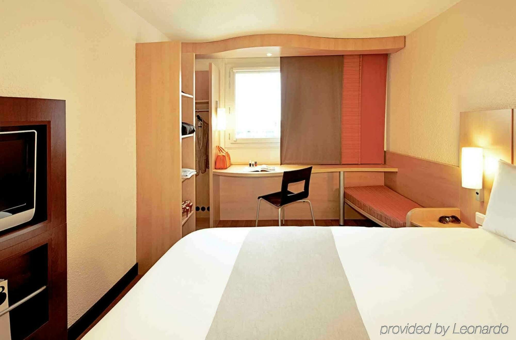 Ibis Barcelona Castelldefels