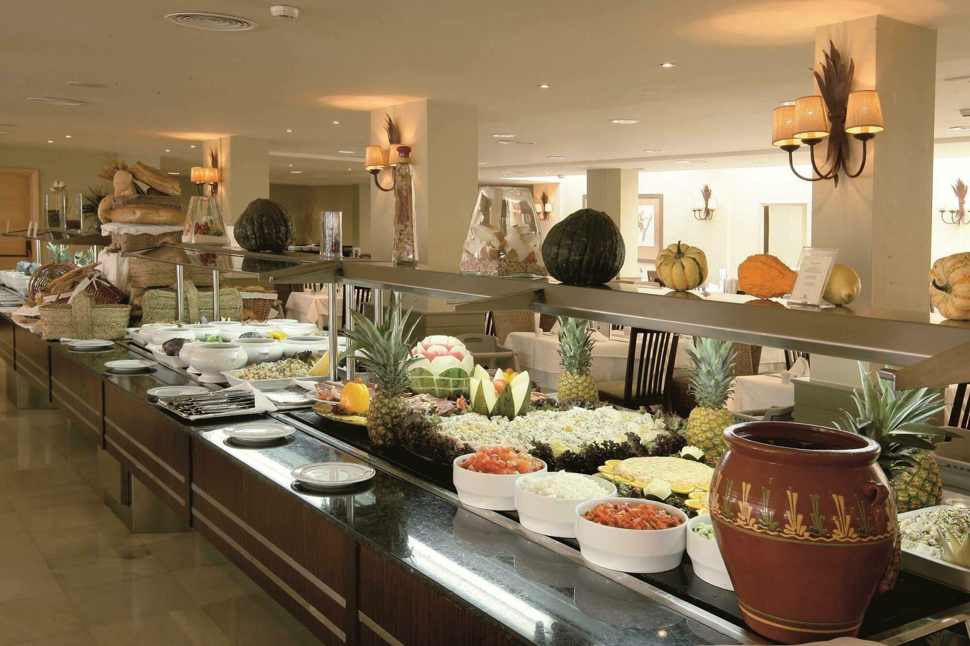 Apartahotel Marinas De Beach&spa Nerja