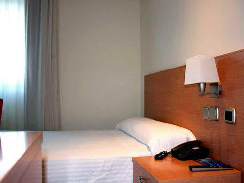 Hotel Exe Puerta San Pedro