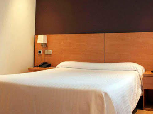 Hotel Exe Puerta San Pedro