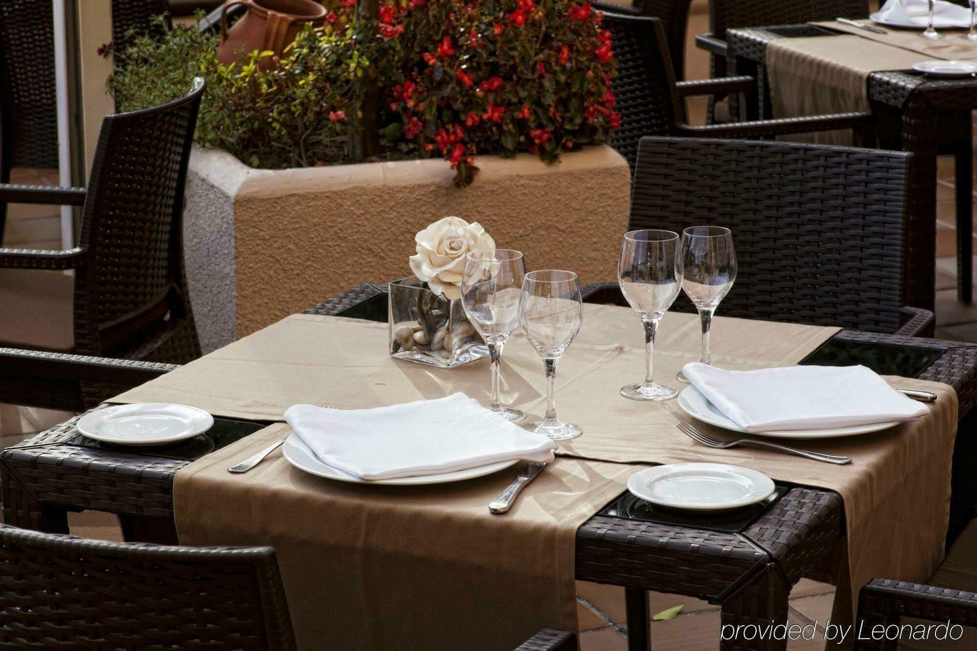 Hotel Barceló V Centenario 4*