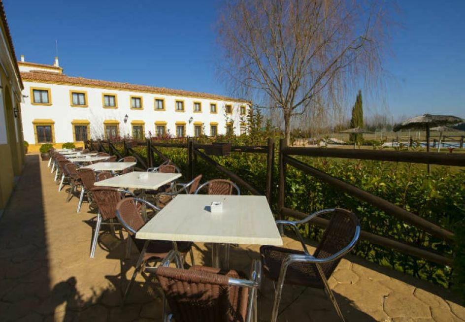 Hospedium Cortijo Santa Cruz Hotel