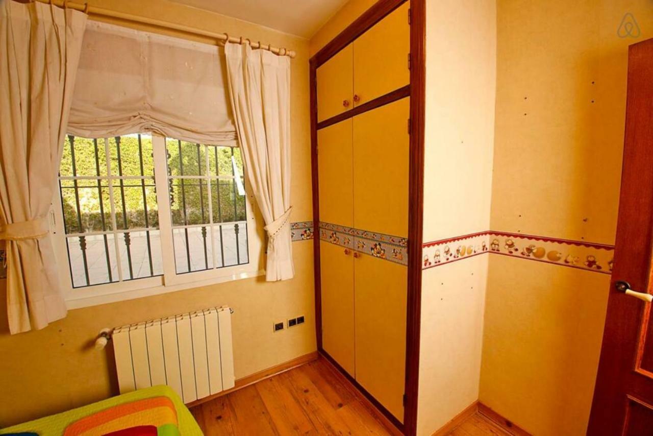 Arenales Great With Ac, Pool And Barbecue Chalet *