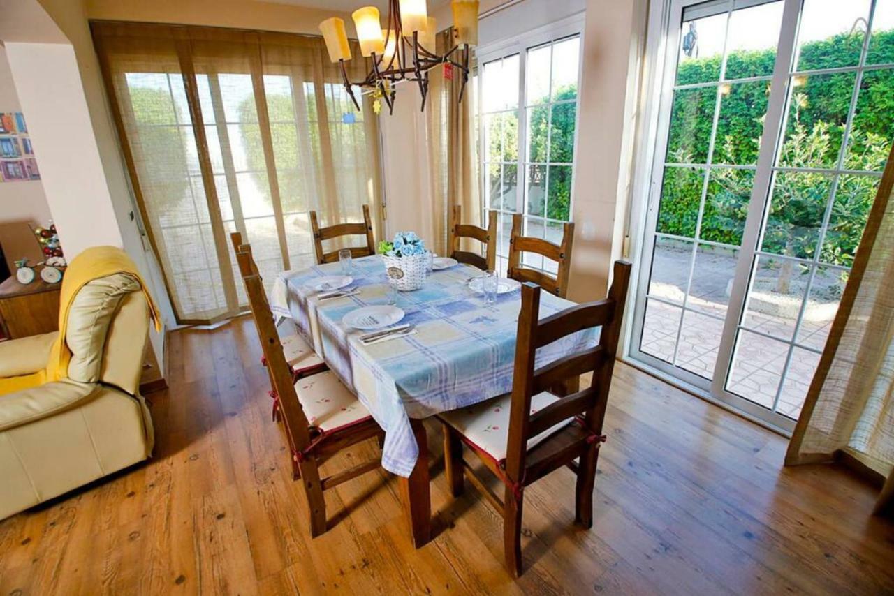 Chalet Arenales Great With Ac, Pool And Barbecue