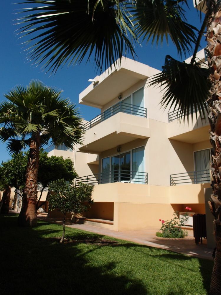 Hotel Hospedium Abril 3*