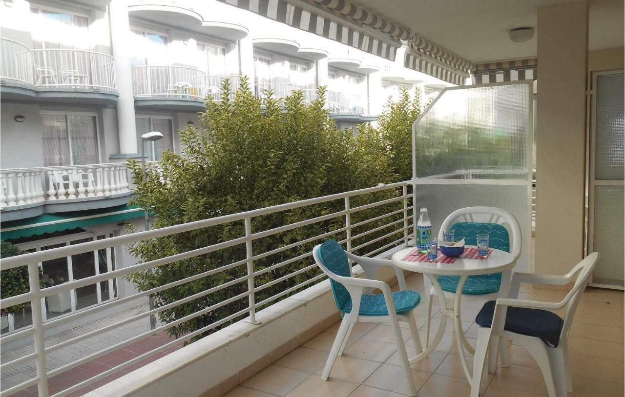 Apartamento 1 Bedroom Beautiful In *