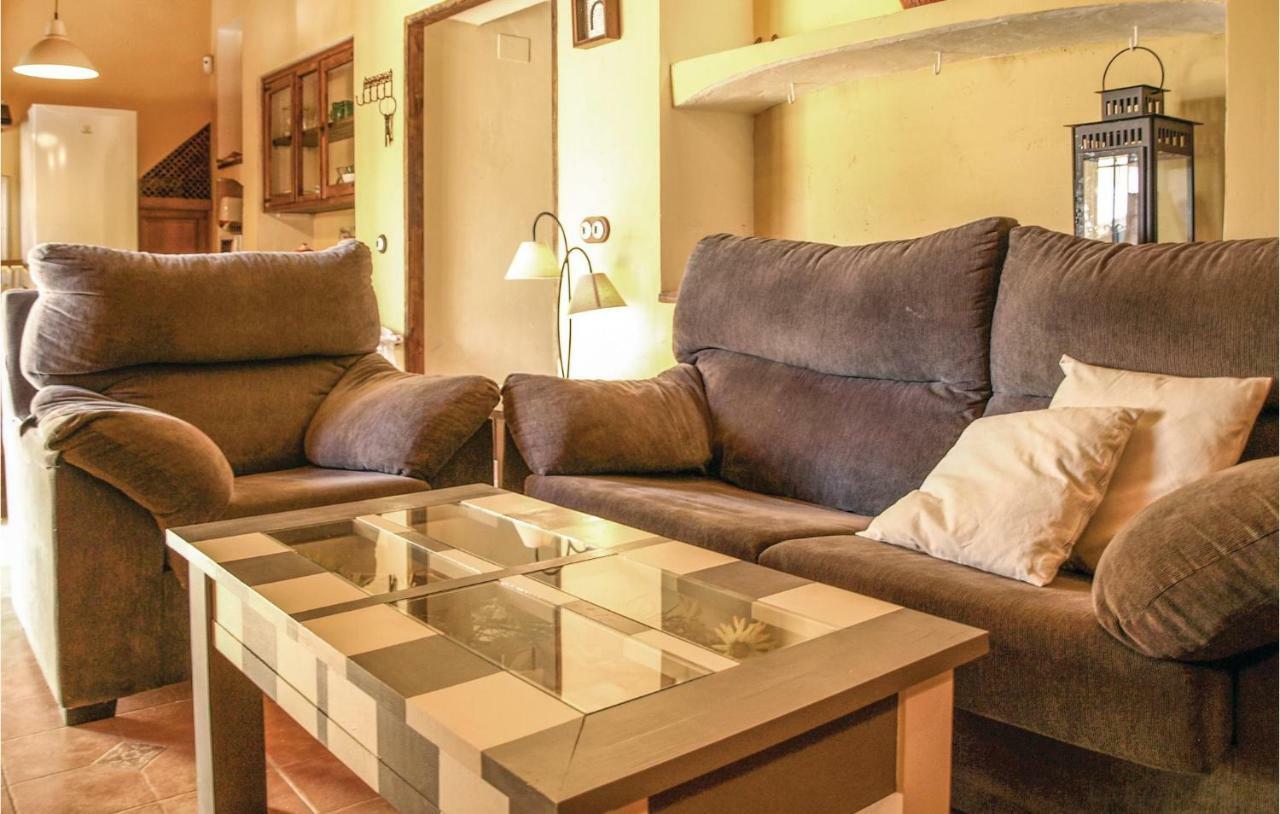 Five-bedroom In