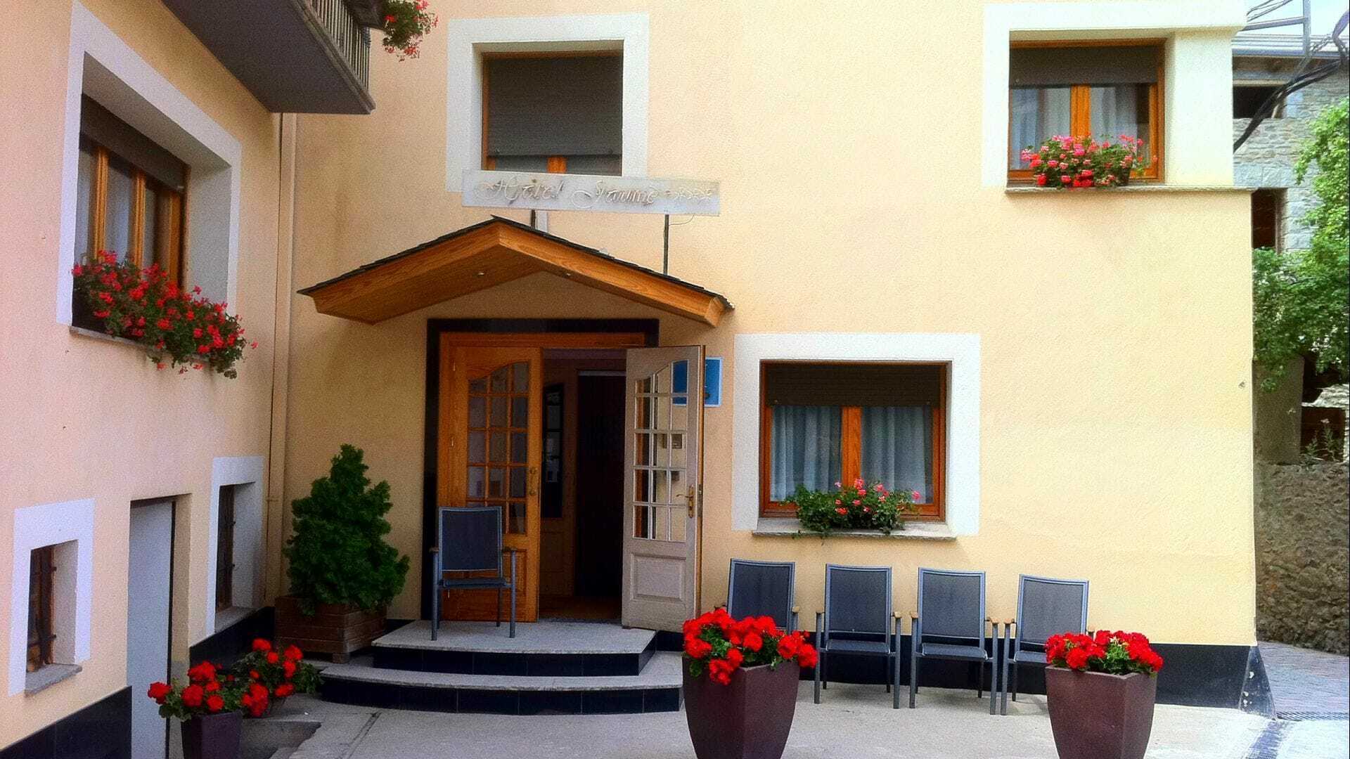 Jaume Hotel Alp