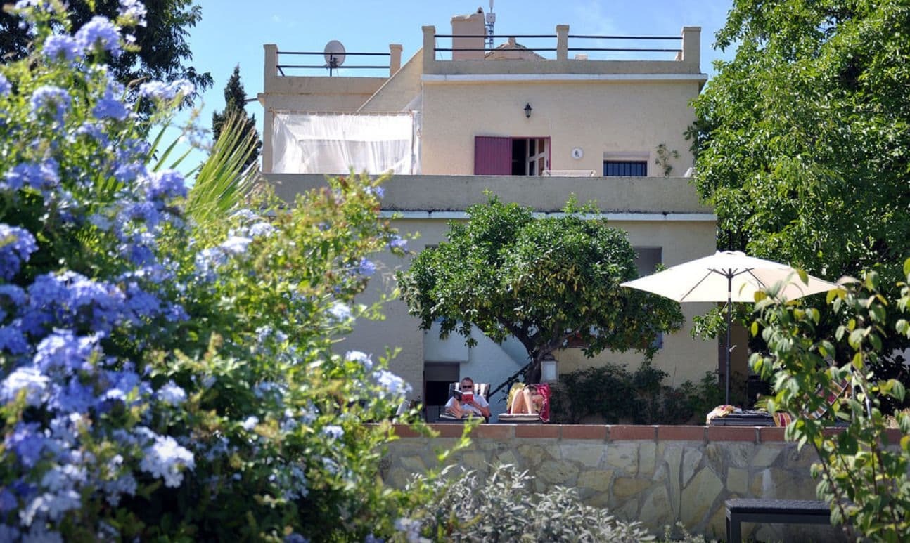Casa De Orange Bed & Breakfast 3*