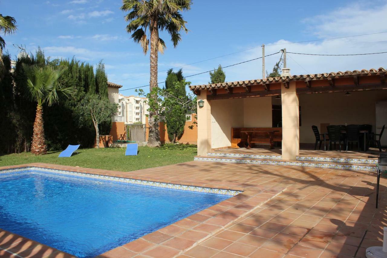 Almendros Villa Dénia