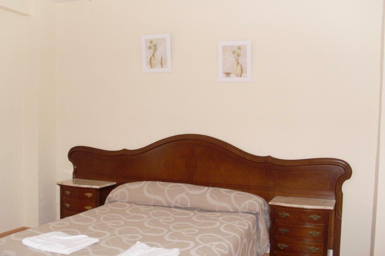 Almendros Villa Dénia