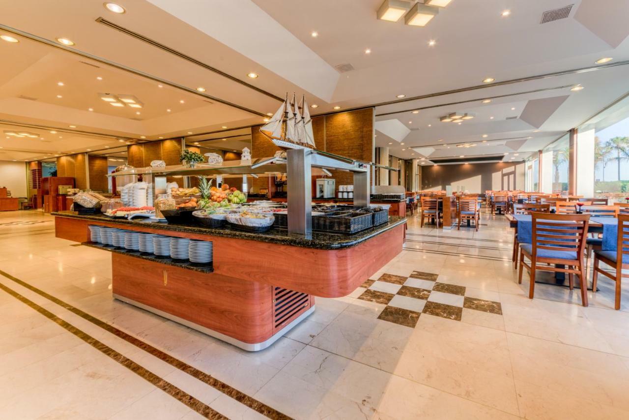 Hotel Puerto Bahia & 4*