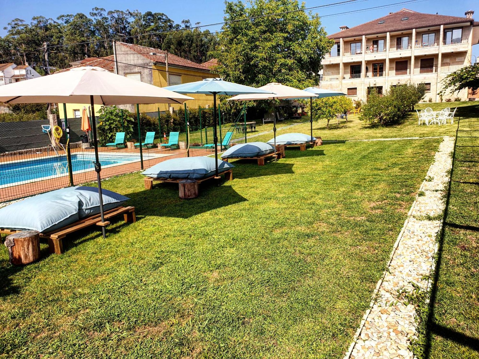 Aparthotel Ria De 3*
