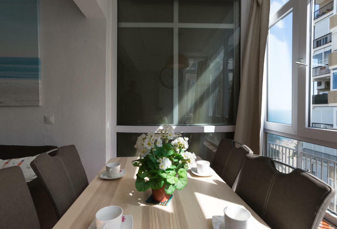 Apartamento Mp3-bright Beachfront 1-bedroom Apt Walk To Old Town Málaga