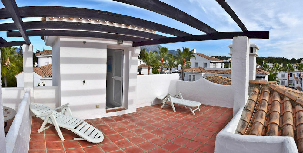 Hotel Y Casas Serinamar Marbella 3*