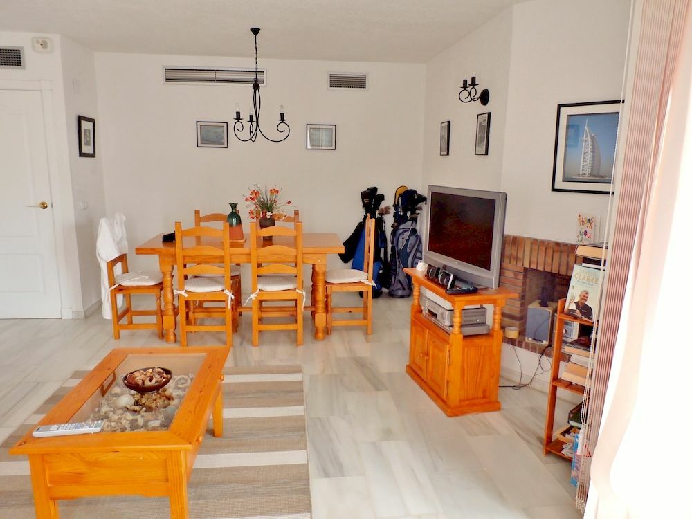 Hotel Y Casas Serinamar Marbella