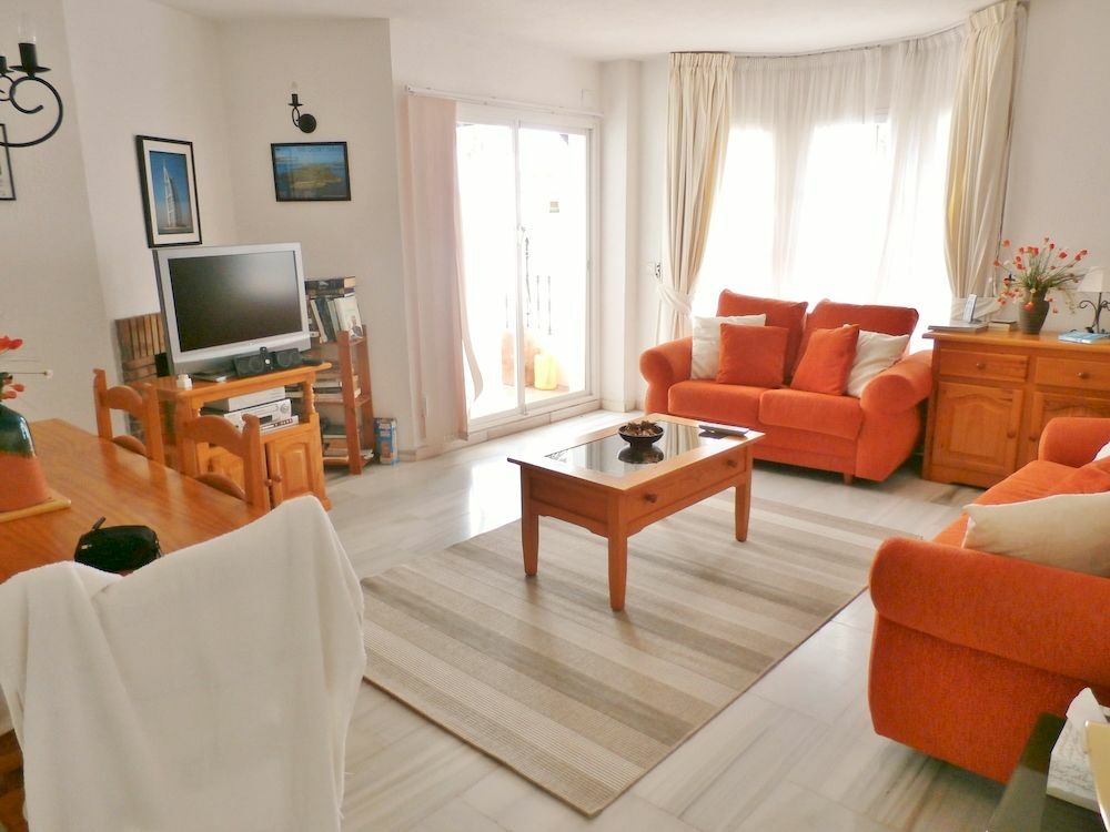Y Casas Serinamar Marbella