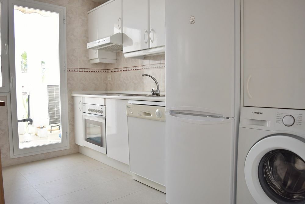 Hotel Y Casas Serinamar Marbella 3*