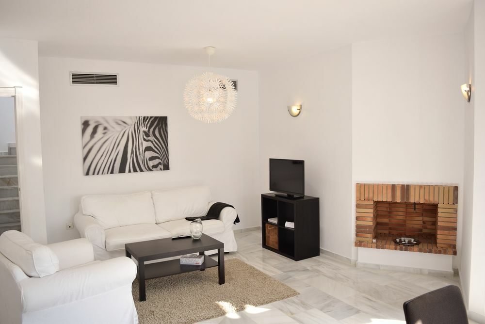 Y Casas Serinamar Marbella 3* El Angel