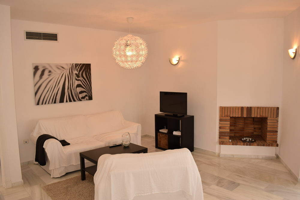 Y Casas Serinamar Marbella Hotel