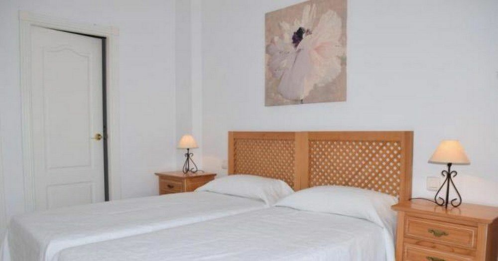 Y Casas Serinamar Marbella Hotel 3*