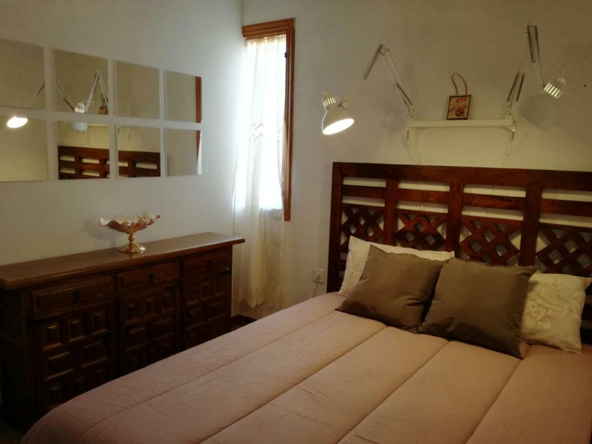 Canarios Hostal *