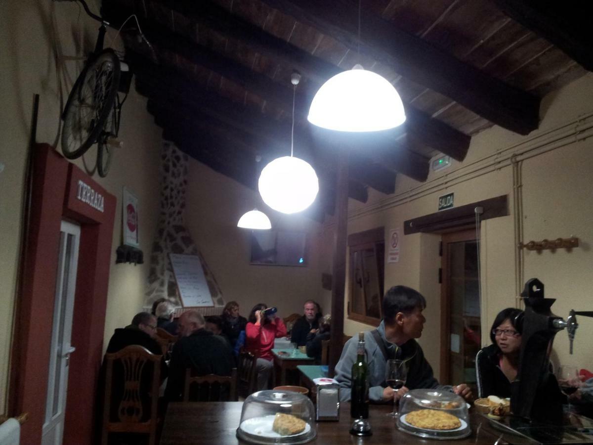 Canarios Hostal