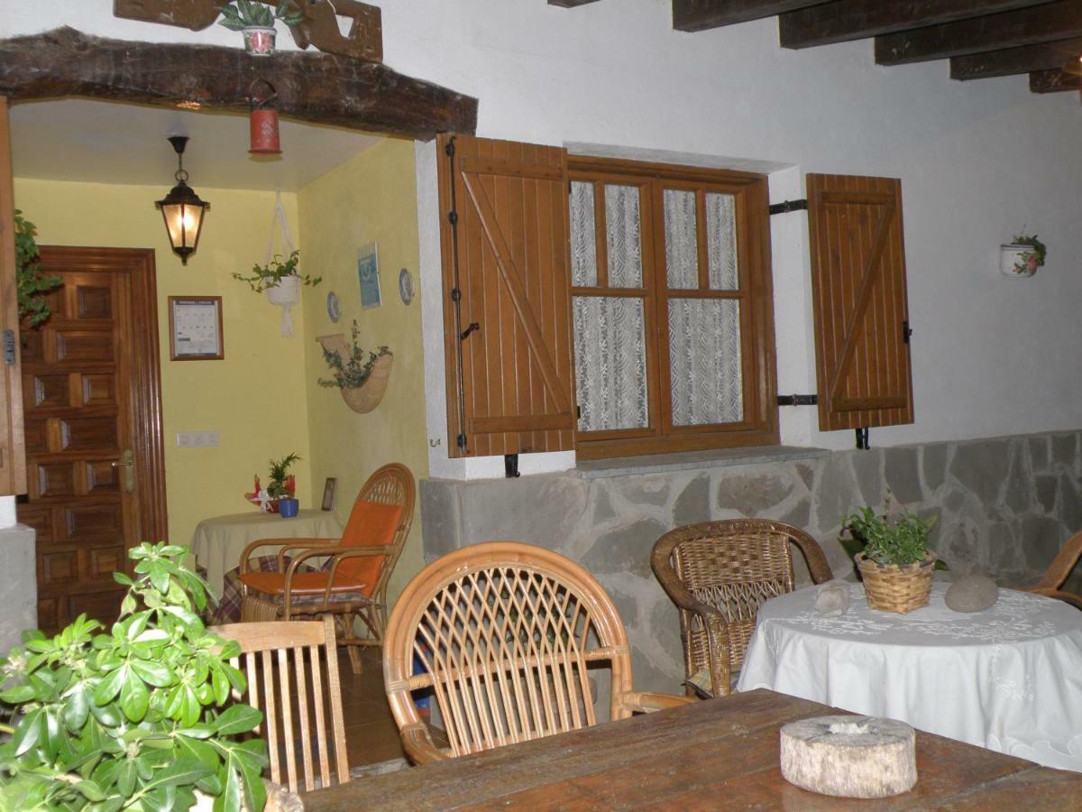 Casa Rural Akuiola Country house *