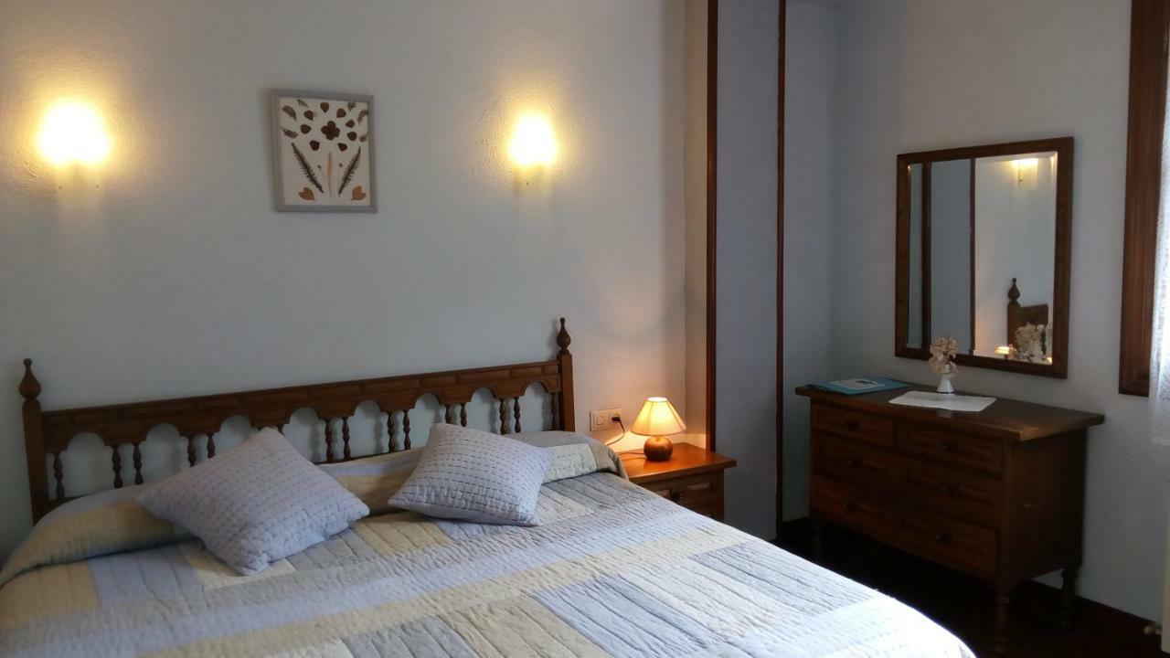 Casa Rural Akuiola Country house *