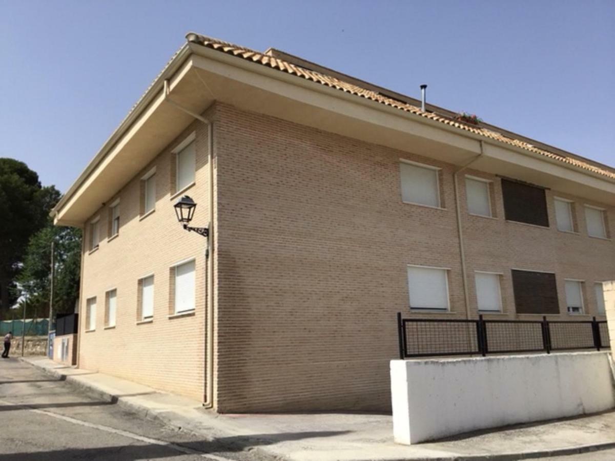 Apartamento Cerca De Aranjuez-parque Warner-parque Puy Du Fou Con Garaje Gratis Ciruelos