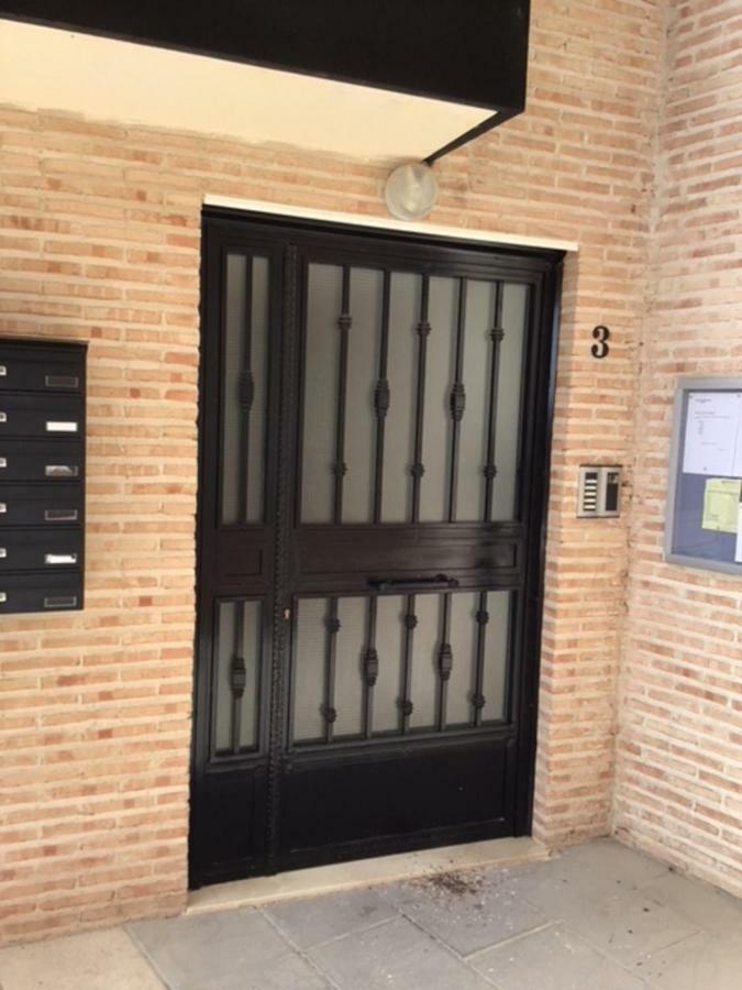 Apartment Apartamento Cerca De Aranjuez-parque Warner-parque Puy Du Fou Con Garaje Gratis Ciruelos