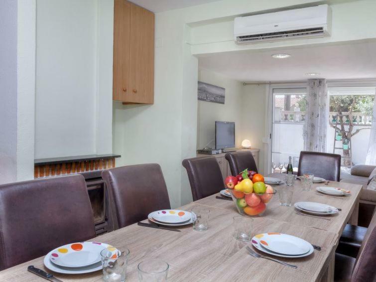 Holiday home Rosa