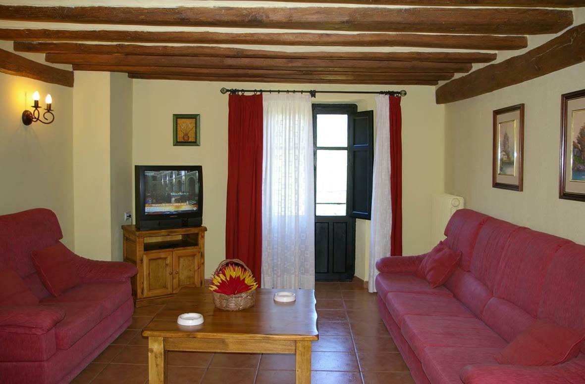 Casa Blasco Сasa de vacaciones Artieda (Zaragoza)