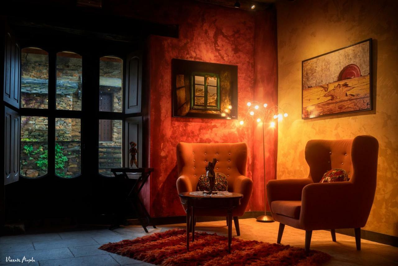 Country house As Casas Do Retratista Adults Only A Pontenova