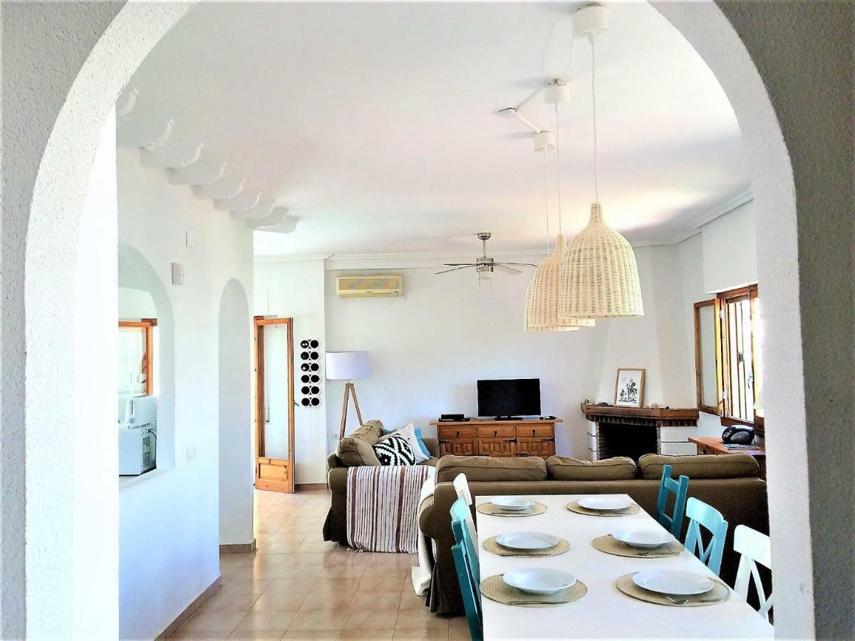 Spacious Refreshing Apt 7min Walk 2 Beach Or Shops Apartment