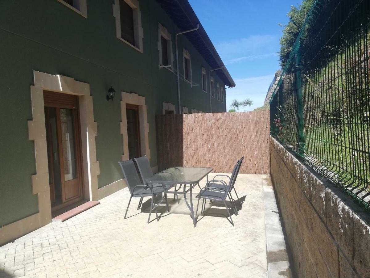 Casa Carminuca * La Hayuela