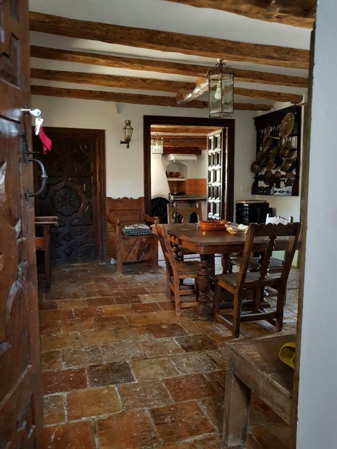 Casa-abadía De Banaguás Banaguas
