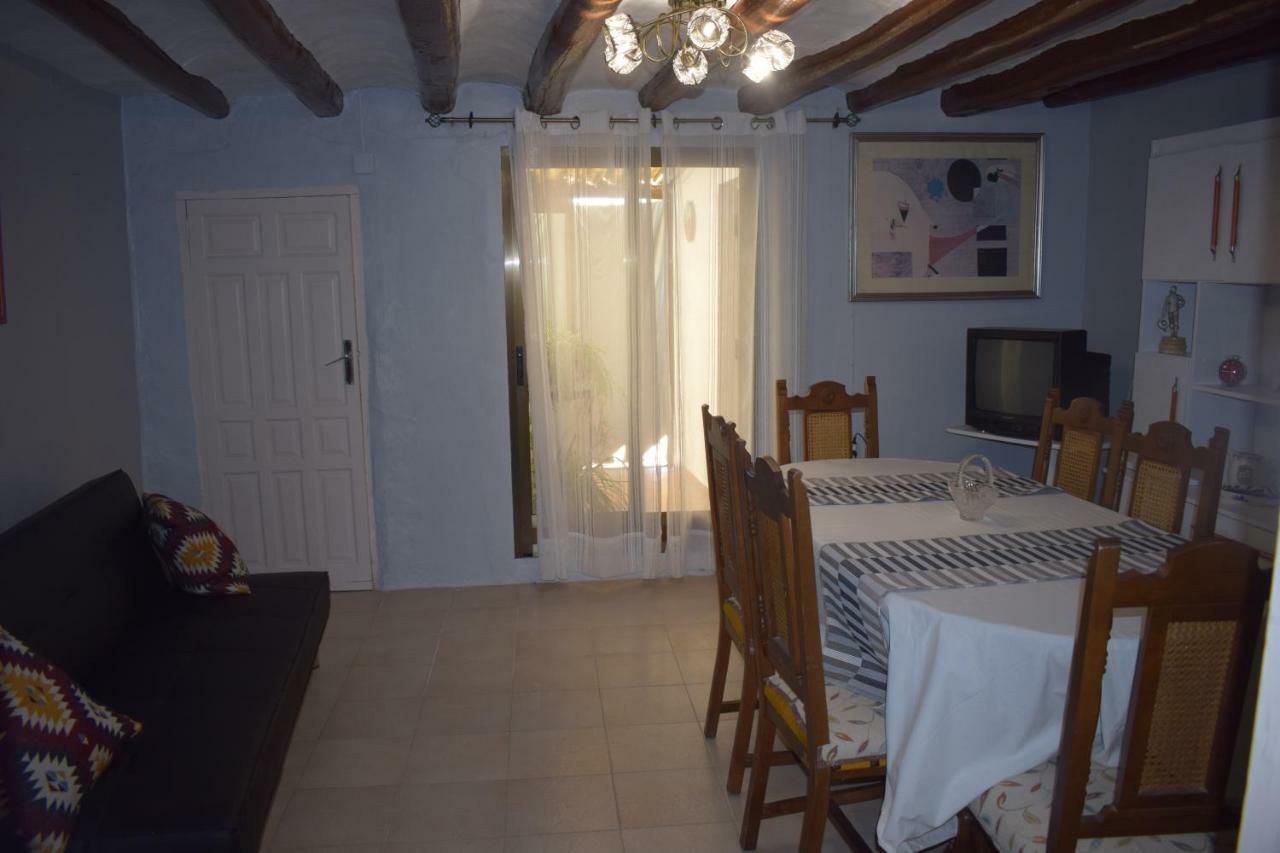 Casa Larrosa Rural En Sierra De Guara Holiday home Sieso de Huesca
