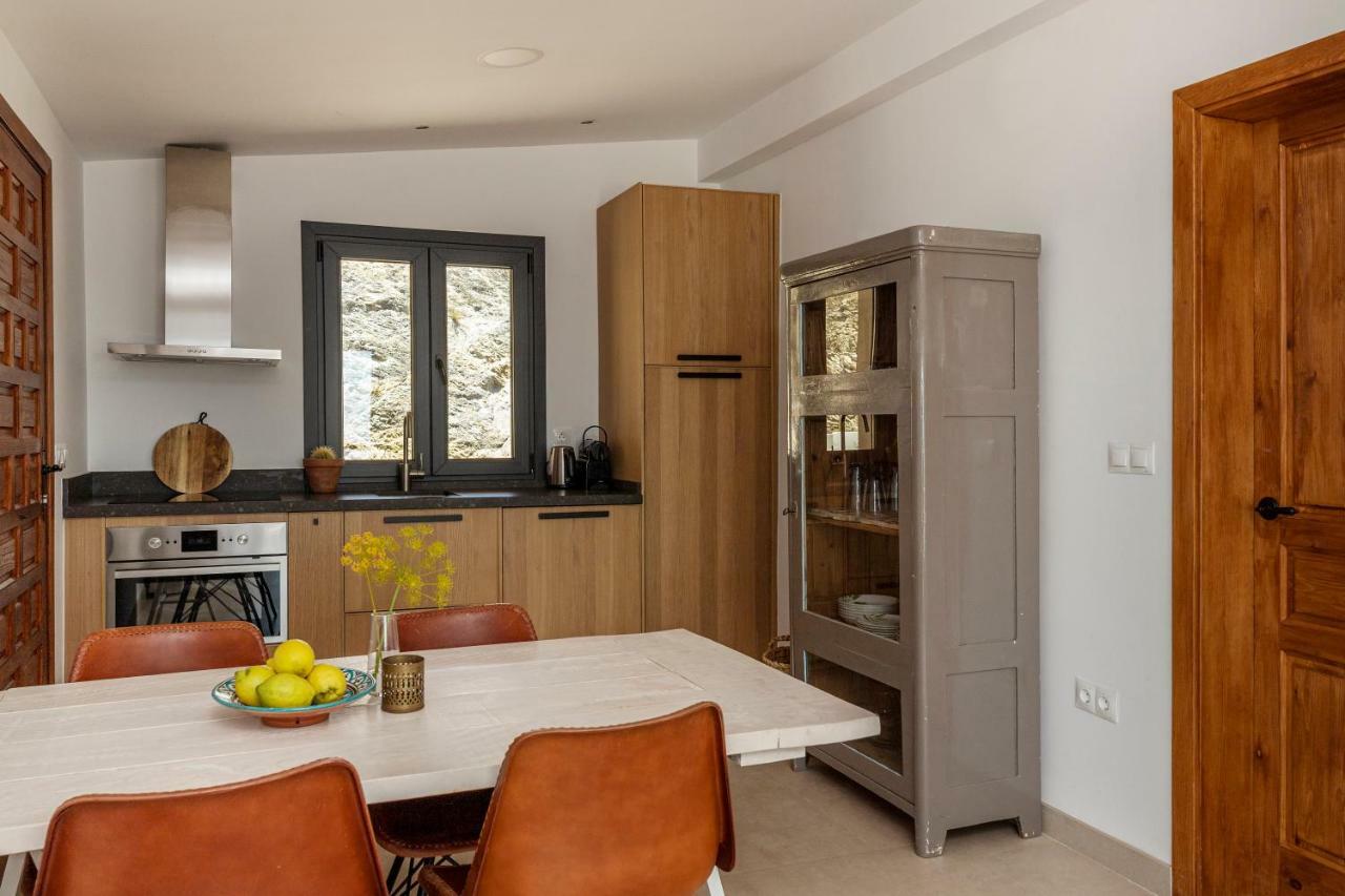 Atalanta Apartment *