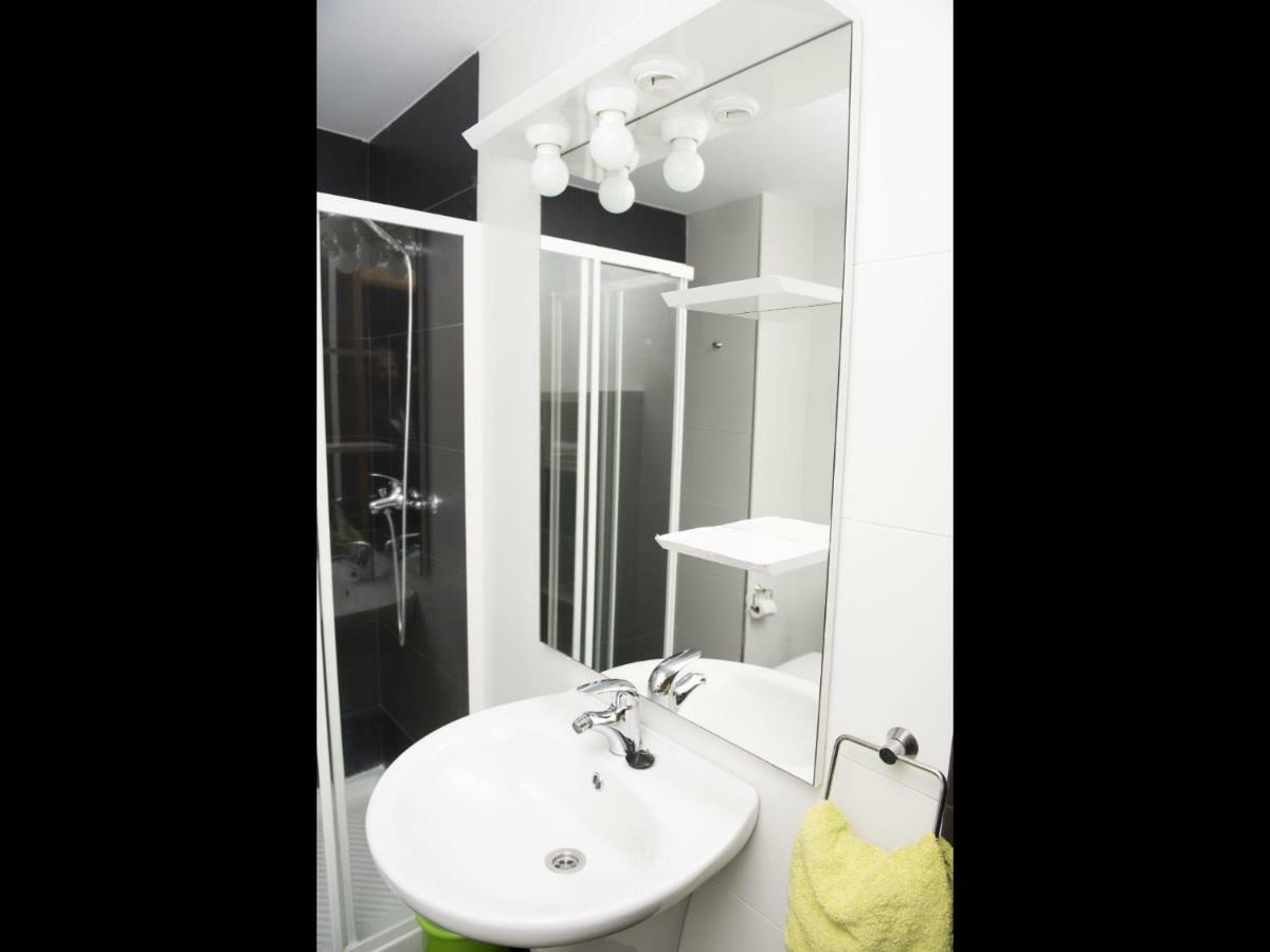 Apartment F6