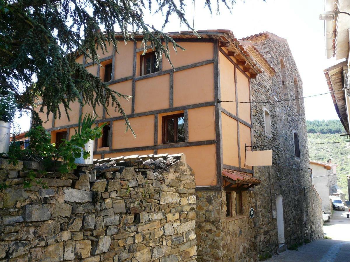 La Colmenita Apartment Navalsaz