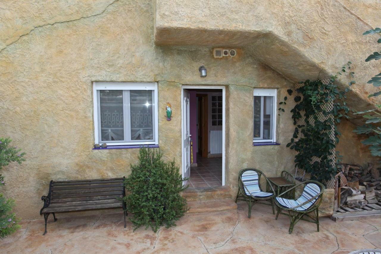 Castillo De Dona Maria Mit Drei Apartamenten Orihuela